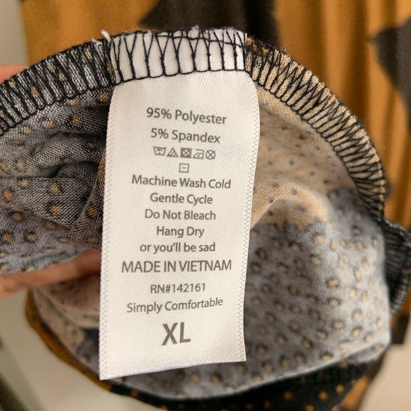 Lularoe | Carly Dress Size XL - Picture 4 of 4